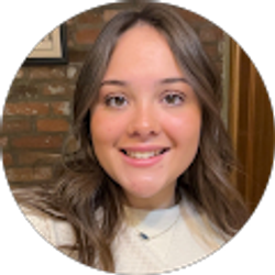 Profile photo of Lauren Galvan