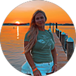 Profile photo of Stefanie Hall