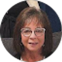 Profile photo of Ruth Classen