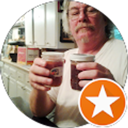 Profile photo of Leslie Richburg