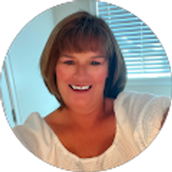 Profile photo of Tracy Kubarski