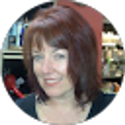 Profile photo of Roz Oserin