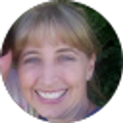 Profile photo of Lisa Martinelli