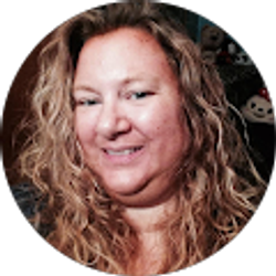 Profile photo of Stephanie Barr