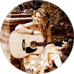 Profile photo of Christy Thompson