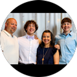 Profile photo of Danielle McCants