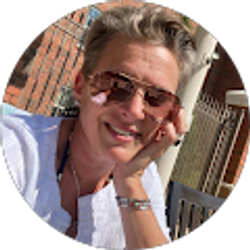 Profile photo of Andrea Cozby