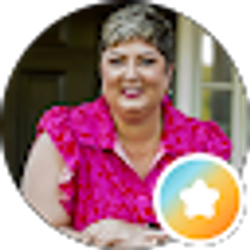 Profile photo of Kim Seay