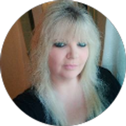 Profile photo of Linda Crabtree