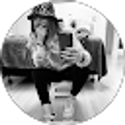 Profile photo of Laura Arellano