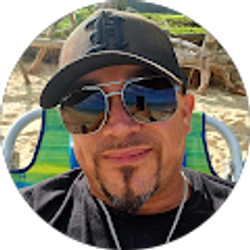 Profile photo of Justin Vargas