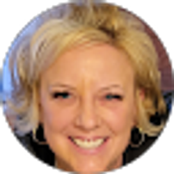 Profile photo of Leslie Cathey