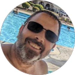 Profile photo of Uri Safrai