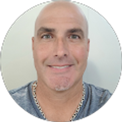 Profile photo of Robbie Acevedo