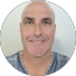 Profile photo of Robbie Acevedo