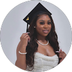 Profile photo of De’Angela Love