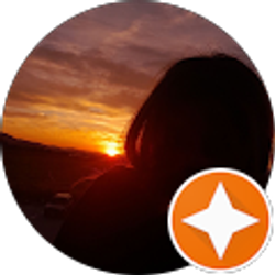 Profile photo of Hannah Curtis