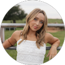 Profile photo of Graelyn Adams