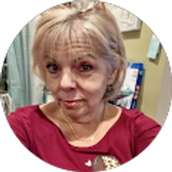 Profile photo of Michelle Kelly