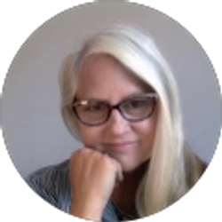 Profile photo of Lisa brandriff