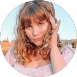 Profile photo of Leah Middleton