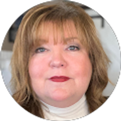 Profile photo of Tara Lovell