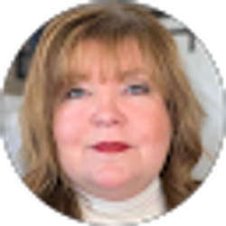 Profile photo of Tara Lovell