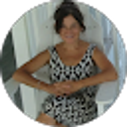 Profile photo of Heather Graham