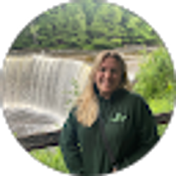 Profile photo of Tiffany Noble Sergey