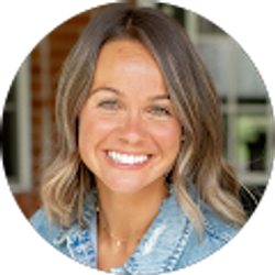 Profile photo of Claudia McDivitt