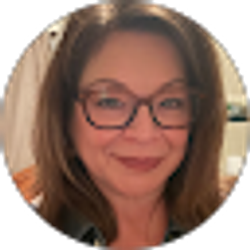 Profile photo of Gabriella Flores