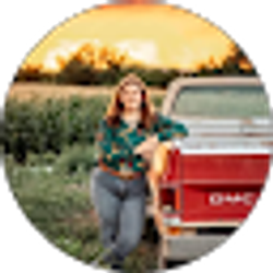 Profile photo of Taylor Petersen