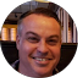 Profile photo of Kelly Carr
