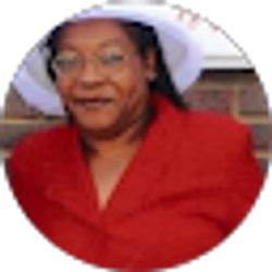 Profile photo of Naomia Holloway