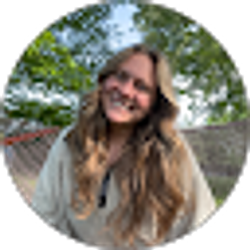 Profile photo of Emily Booms