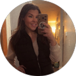 Profile photo of Tracy Devin