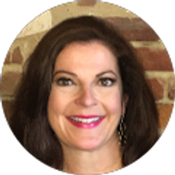 Profile photo of Roxann Dollins