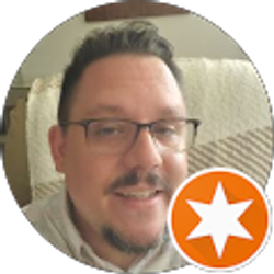 Profile photo of Shannon Roberts