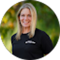 Profile photo of Bonnie Deschaine