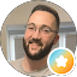Profile photo of Aaron Scholz