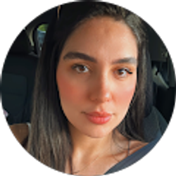 Profile photo of Sarah Baqeri