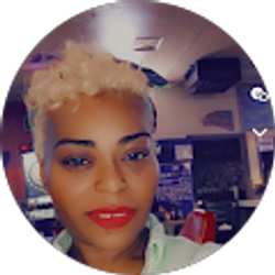 Profile photo of Lynena Orr