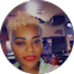 Profile photo of Lynena Orr