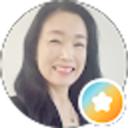 Profile photo of Emily Lee
