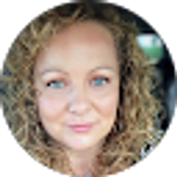 Profile photo of Danielle Johnson