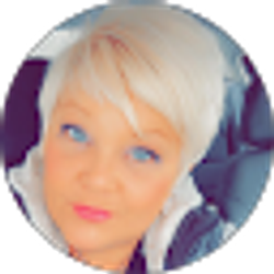 Profile photo of Amy Latona