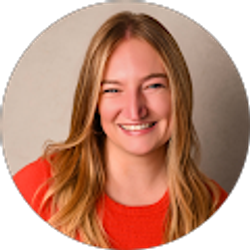 Profile photo of Ashlynn Bruder