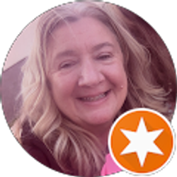 Profile photo of Lyn S