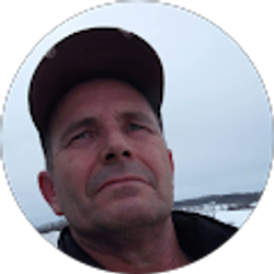 Profile photo of Daniel Janzen