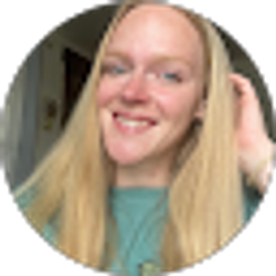Profile photo of Courtney Harvey